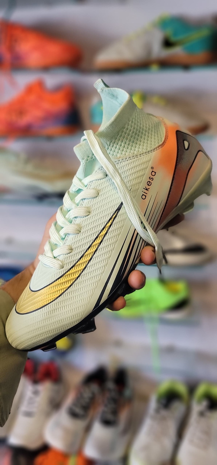 Football shoes
